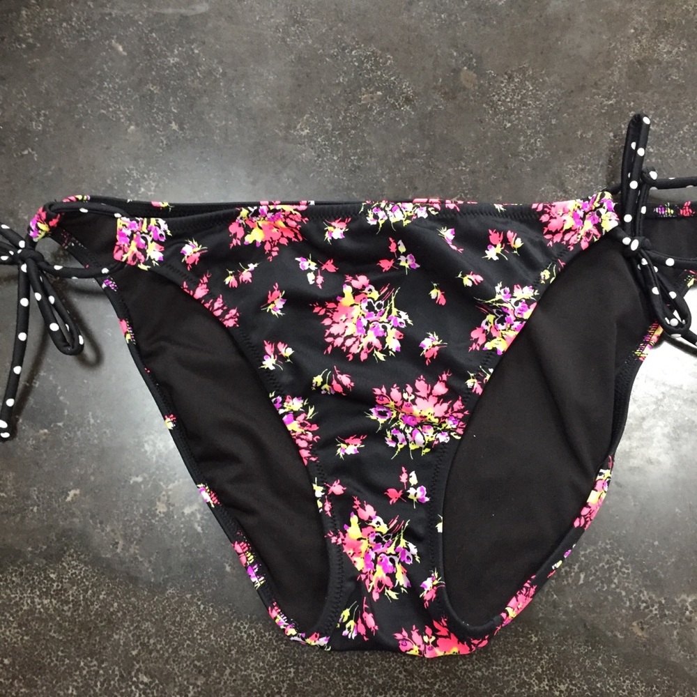 Victoria’s Secret Bikini Bottoms